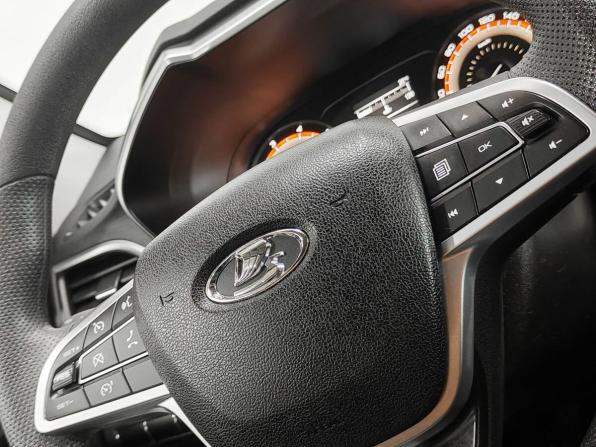 Lada (ВАЗ) Vesta I Рестайлинг (NG) с пробегом 2024 года, цена 1 273 900 рублей, 46026 км, универсал, Автокод Объявления