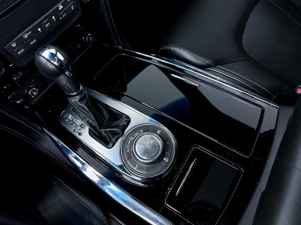 Infiniti QX80 I Рестайлинг с пробегом 2015 года, цена 3 200 000 рублей, 112000 км, внедорожник, Автокод Объявления