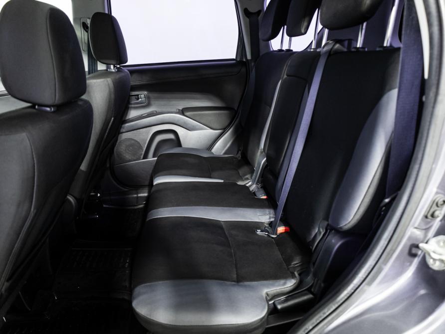 Mitsubishi Outlander II Рестайлинг Санкт-Петербург  - изображение 10