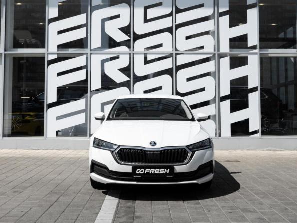 Skoda Octavia IV (A8) с пробегом 2021 года, цена 2 221 400 рублей, 89177 км, лифтбек, Автокод Объявления