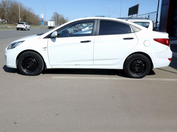 Hyundai Solaris I с пробегом 2013 года, цена 595 000 рублей, 244600 км, седан, Автокод Объявления