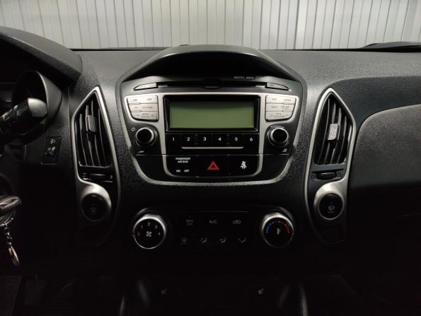 Hyundai ix35 I с пробегом 2010 года, цена 750 000 рублей, 264000 км, внедорожник, Автокод Объявления