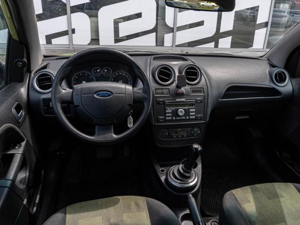 Ford Fiesta Mk5 с пробегом 2007 года, цена 500 000 рублей, 239311 км, хэтчбек, Автокод Объявления