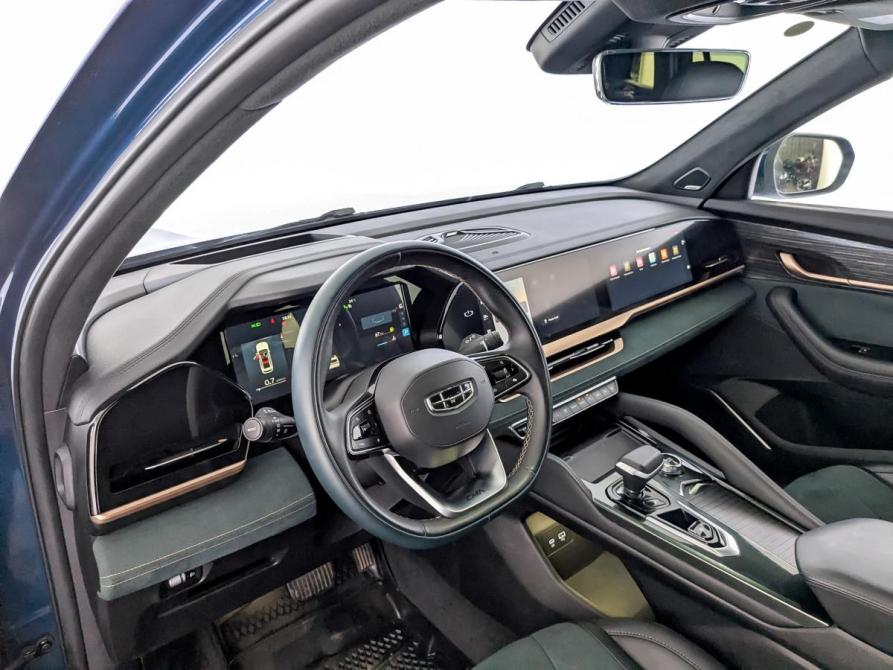 Geely Monjaro I Москва  - изображение 16