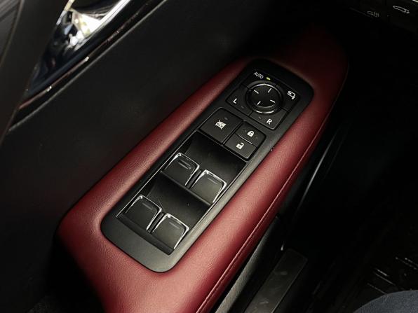 Lexus RX IV с пробегом 2016 года, цена 3 500 000 рублей, 85000 км, внедорожник, Автокод Объявления