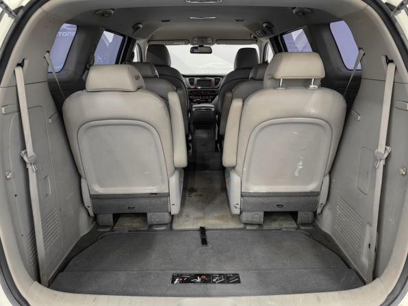 Kia Carnival III с пробегом 2017 года, цена 2 400 000 рублей, 137478 км, минивэн, Автокод Объявления