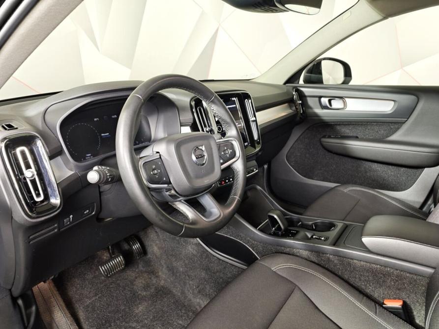 Volvo XC40 I Москва  - изображение 19