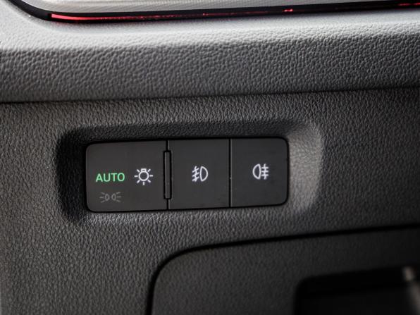 Skoda Octavia IV (A8) с пробегом 2021 года, цена 2 528 000 рублей, 154275 км, лифтбек, Автокод Объявления