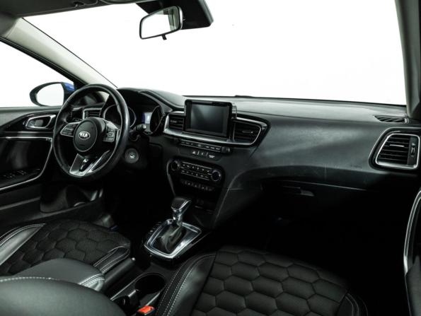Kia Ceed III с пробегом 2019 года, цена 1 549 700 рублей, 109501 км, хэтчбек, Автокод Объявления