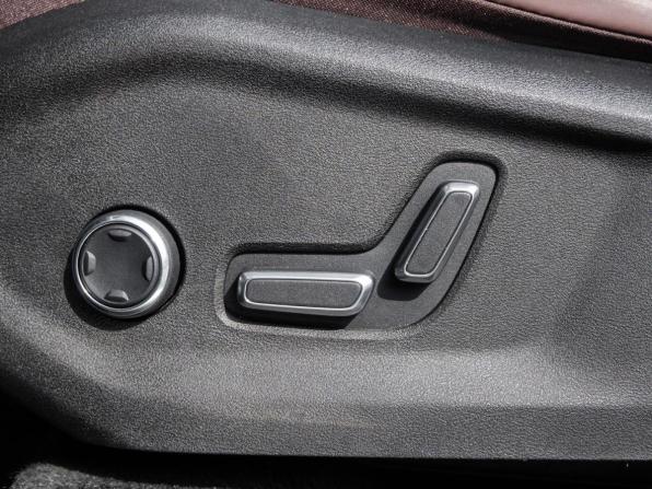 Geely Monjaro I с пробегом 2023 года, цена 3 412 500 рублей, 12068 км, внедорожник, Автокод Объявления