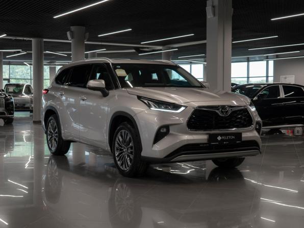 Toyota Highlander IV (XU70) с пробегом 2025 года, цена 5 600 000 рублей, 30 км, внедорожник, Автокод Объявления