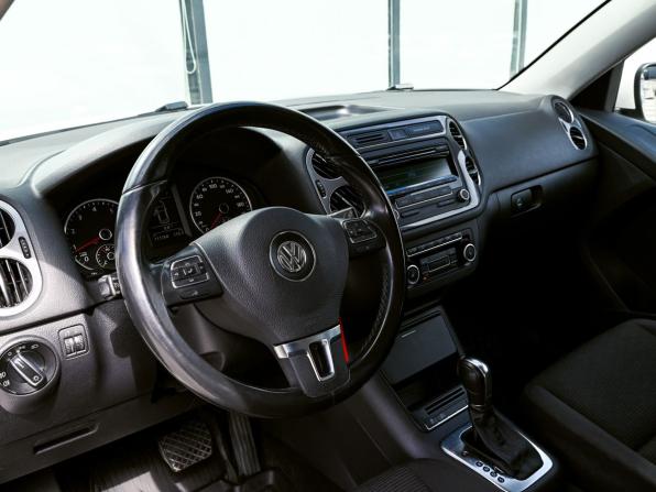Volkswagen Tiguan I Рестайлинг с пробегом 2011 года, цена 1 519 000 рублей, 111725 км, внедорожник, Автокод Объявления