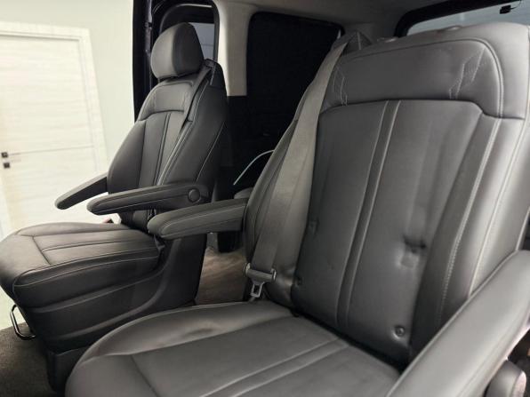 Hyundai Staria I с пробегом 2024 года, цена 5 490 000 рублей, 27899 км, минивэн, Автокод Объявления
