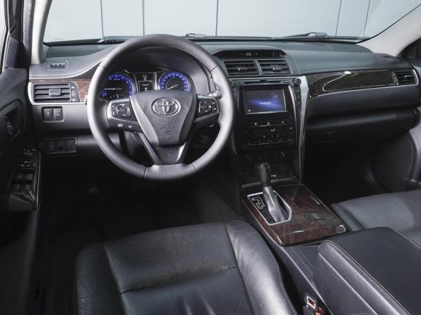Toyota Camry VII (XV50) Рестайлинг с пробегом 2016 года, цена 2 249 000 рублей, 211746 км, седан, Автокод Объявления
