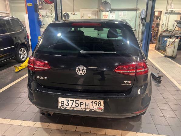 Volkswagen Golf VII с пробегом 2014 года, цена 675 000 рублей, 197327 км, хэтчбек, Автокод Объявления