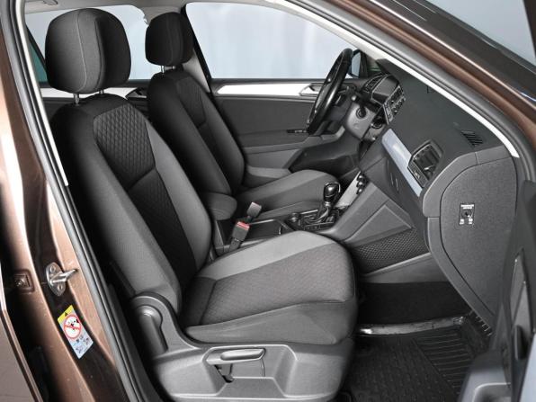 Volkswagen Tiguan II с пробегом 2017 года, цена 2 349 000 рублей, 191443 км, внедорожник, Автокод Объявления
