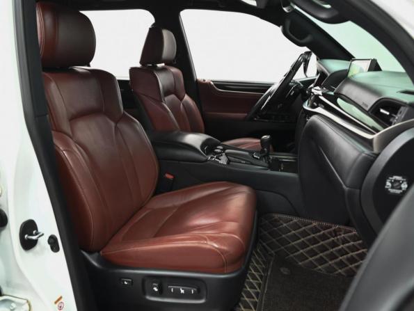 Lexus LX III Рестайлинг 2 с пробегом 2018 года, цена 8 549 000 рублей, 77469 км, внедорожник, Автокод Объявления