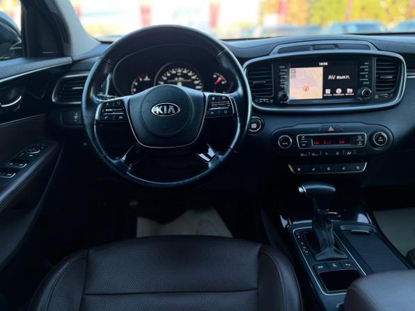 Kia Sorento III Prime Рестайлинг с пробегом 2018 года, цена 2 800 000 рублей, 147500 км, внедорожник, Автокод Объявления