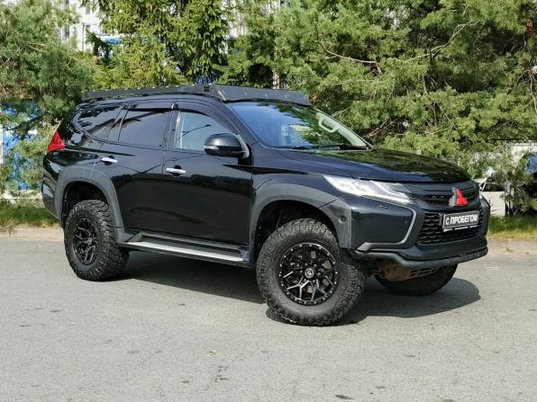 Mitsubishi Pajero Sport III с пробегом 2016 года, цена 2 560 000 рублей, 215605 км, внедорожник, Автокод Объявления
