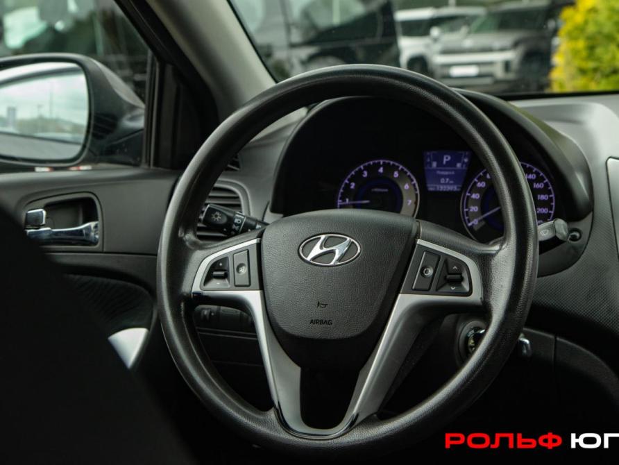 Hyundai Solaris I Москва  - изображение 11