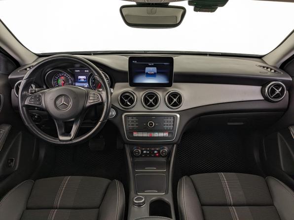 Mercedes-Benz GLA I (X156) Рестайлинг с пробегом 2019 года, цена 2 450 000 рублей, 91530 км, внедорожник, Автокод Объявления