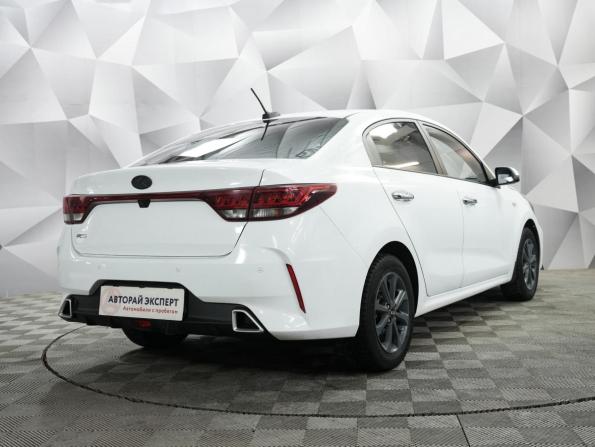 Kia Rio IV Рестайлинг с пробегом 2020 года, цена 1 560 000 рублей, 88395 км, седан, Автокод Объявления