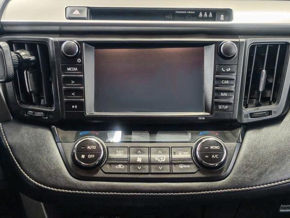 Toyota RAV4 IV (XA40) Рестайлинг с пробегом 2017 года, цена 2 499 900 рублей, 168000 км, внедорожник, Автокод Объявления