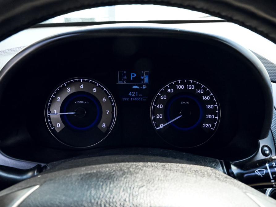 Hyundai Solaris I Рестайлинг Екатеринбург  - изображение 9