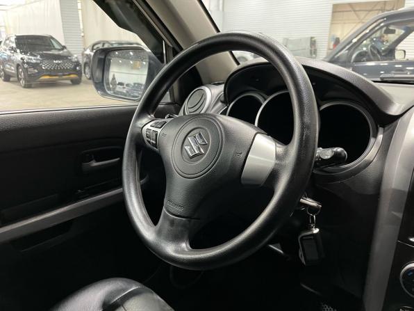 Suzuki Grand Vitara II Рестайлинг с пробегом 2010 года, цена 1 075 000 рублей, 125000 км, внедорожник, Автокод Объявления