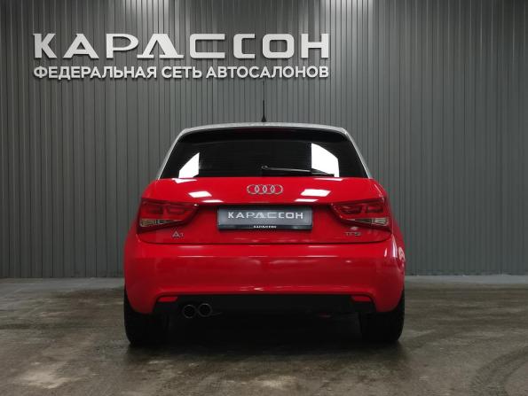 Audi A1 I (8X) с пробегом 2013 года, цена 800 000 рублей, 208582 км, хэтчбек, Автокод Объявления