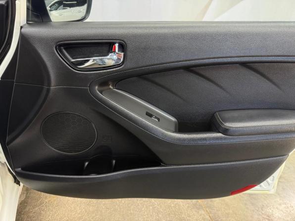 Kia Cerato III Рестайлинг (Classic) с пробегом 2018 года, цена 1 600 000 рублей, 69081 км, седан, Автокод Объявления