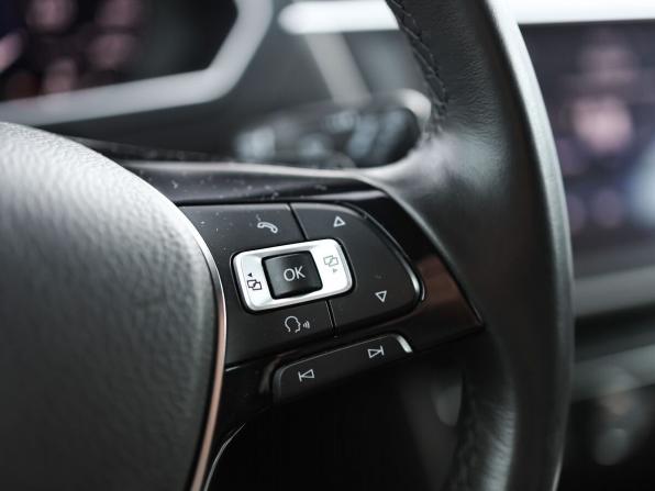 Volkswagen Tiguan II с пробегом 2018 года, цена 3 299 000 рублей, 126300 км, внедорожник, Автокод Объявления