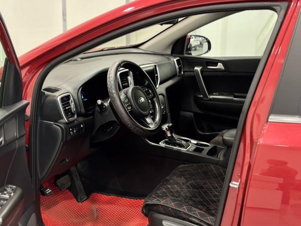 Kia Sportage IV с пробегом 2018 года, цена 2 145 000 рублей, 125000 км, внедорожник, Автокод Объявления