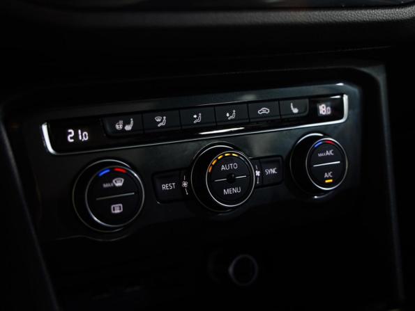 Volkswagen Tiguan II с пробегом 2020 года, цена 2 849 000 рублей, 151798 км, внедорожник, Автокод Объявления