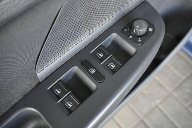 Volkswagen Golf V с пробегом 2007 года, цена 670 000 рублей, 211890 км, хэтчбек, Автокод Объявления