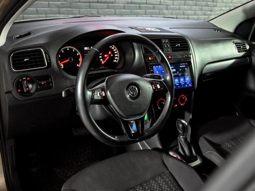 Volkswagen Polo V Рестайлинг Екатеринбург  - изображение 11