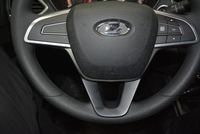 Lada (ВАЗ) Vesta I Рестайлинг (NG) с пробегом 2024 года, цена 1 389 000 рублей, 6000 км, седан, Автокод Объявления