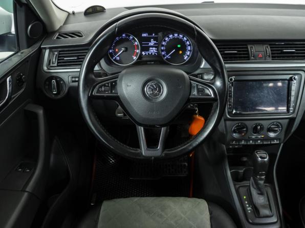 Skoda Rapid I Рестайлинг с пробегом 2017 года, цена 1 148 000 рублей, 174723 км, лифтбек, Автокод Объявления