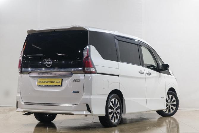 Nissan Serena V (C27) с пробегом 2017 года, цена 1 869 000 рублей, 136000 км, минивэн, Автокод Объявления