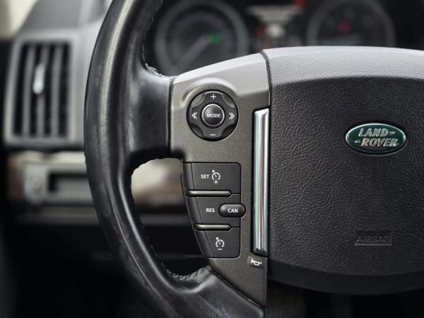 Land Rover Freelander II Рестайлинг 2 с пробегом 2012 года, цена 1 500 000 рублей, 208626 км, внедорожник, Автокод Объявления