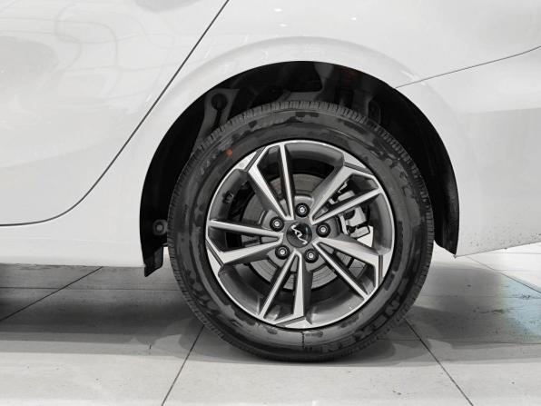 Kia K3 II (China Market) Рестайлинг с пробегом 2024 года, цена 2 630 000 рублей, 10 км, седан, Автокод Объявления