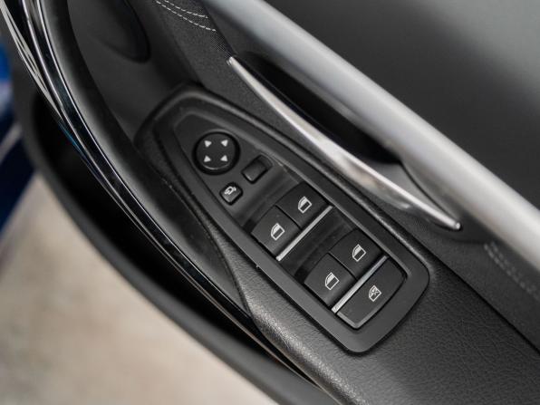 BMW 3 серии VI (F3x) Рестайлинг с пробегом 2017 года, цена 2 120 000 рублей, 34291 км, седан, Автокод Объявления