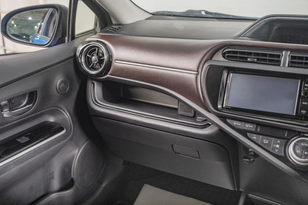 Toyota Aqua I Рестайлинг Томск  - изображение 12