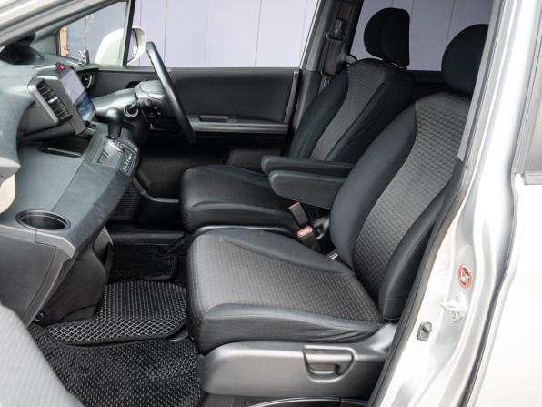 Honda Freed I Рестайлинг с пробегом 2013 года, цена 1 100 000 рублей, 104401 км, компактвэн, Автокод Объявления