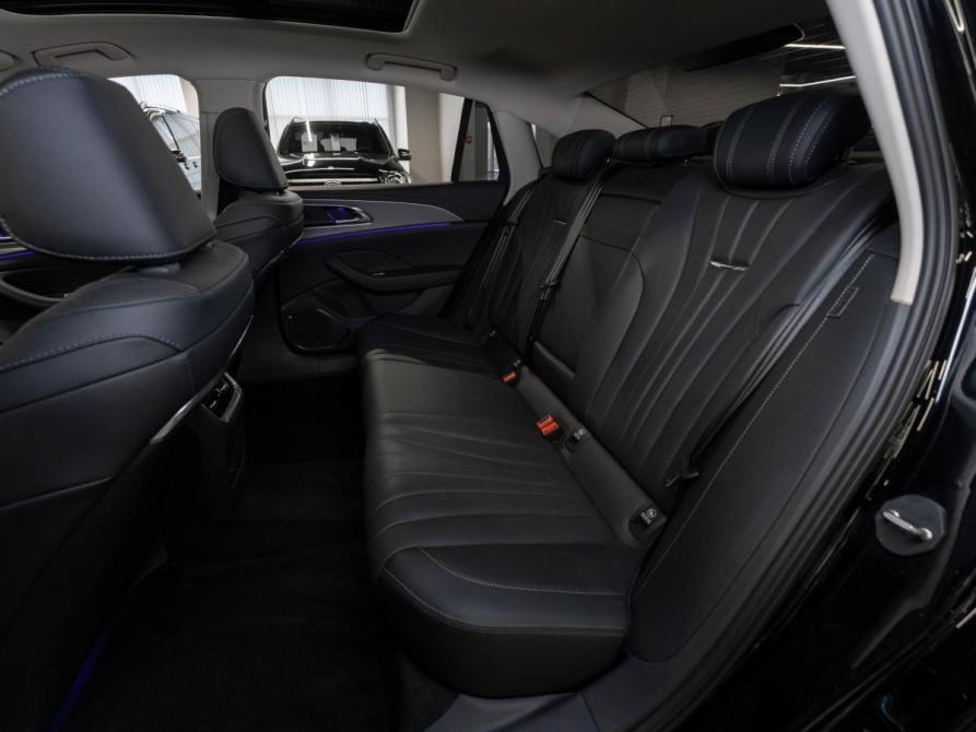 Hongqi H5 II Москва  - изображение 13