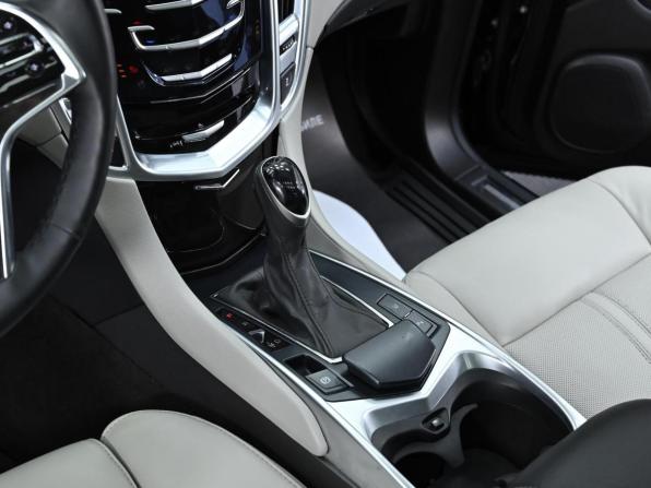 Cadillac SRX II Рестайлинг с пробегом 2014 года, цена 1 349 000 рублей, 209000 км, внедорожник, Автокод Объявления