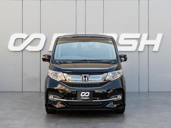 Honda Stepwgn V с пробегом 2016 года, цена 2 030 000 рублей, 90281 км, минивэн, Автокод Объявления