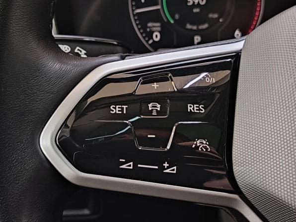 Volkswagen Touareg III с пробегом 2021 года, цена 5 975 000 рублей, 122369 км, внедорожник, Автокод Объявления