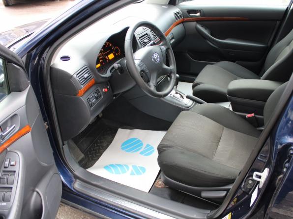 Toyota Avensis II Рестайлинг с пробегом 2007 года, цена 815 000 рублей, 203766 км, седан, Автокод Объявления
