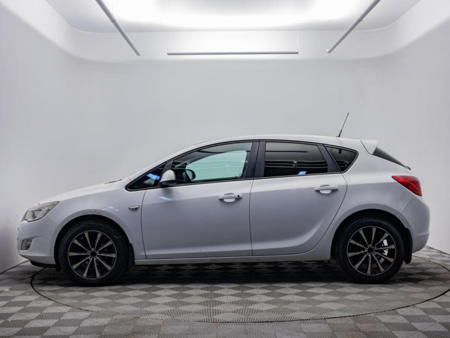 Opel Astra J Москва  - изображение 2